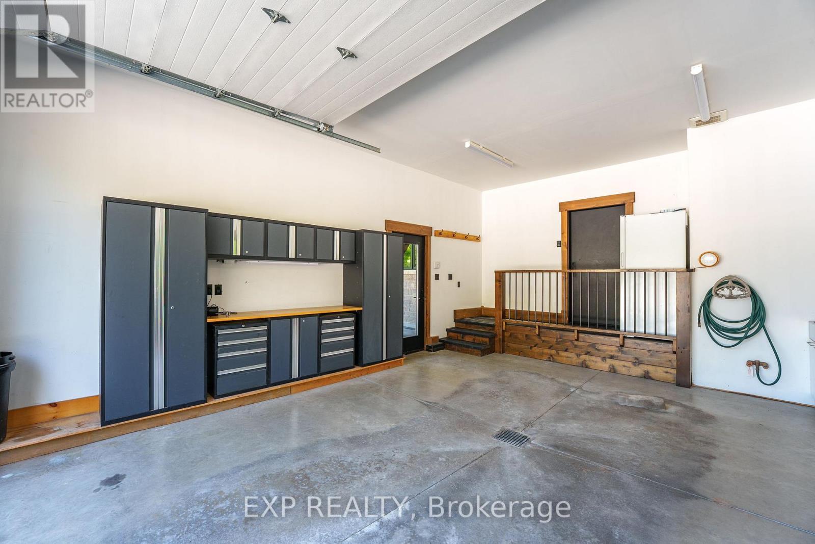Kimberley - 195718 Grey 7 Road, Grey Highlands, ON - Indoor Photo Showing Garage