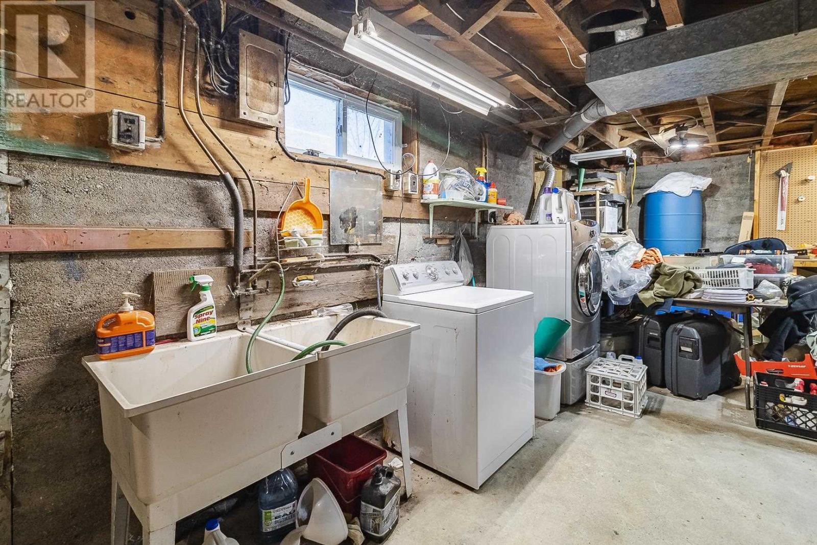 1621 Hwy 638 Hwy, Bruce Mines, ON - Indoor Photo Showing Laundry Room