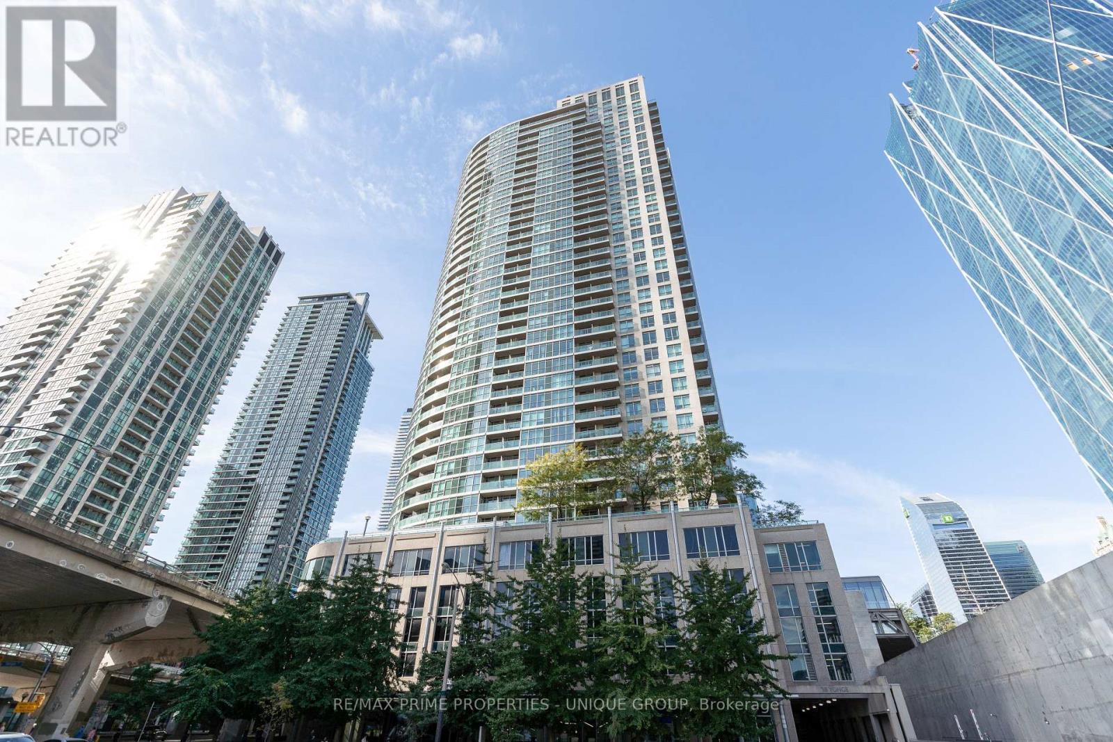 2706 - 18 Yonge Street, Toronto, ON - Outdoor With Facade