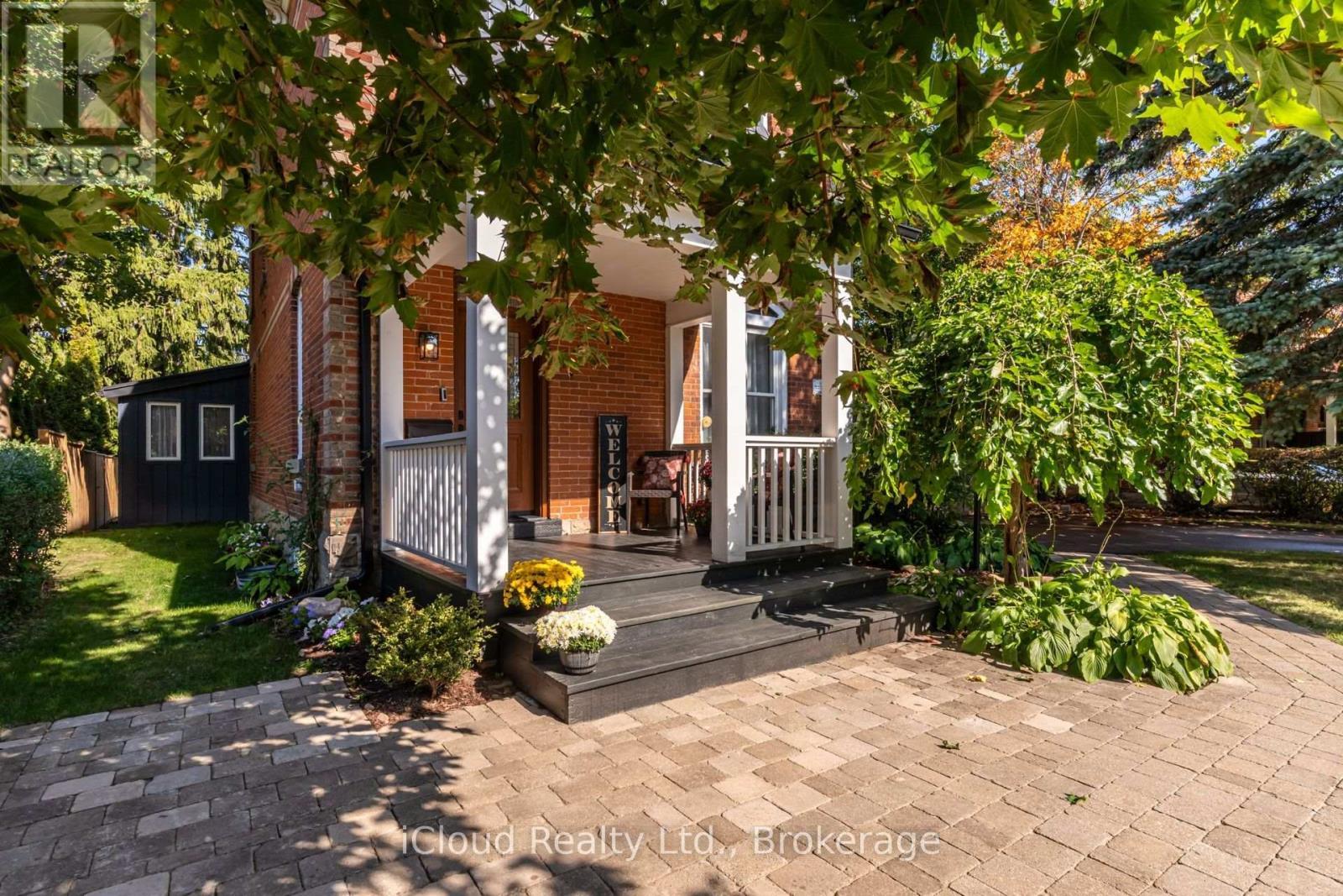 63 Zina Street, Orangeville, ON - Outdoor