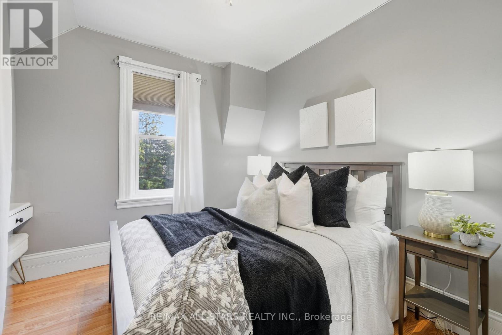 20 Keene Street, Scugog, ON - Indoor Photo Showing Bedroom