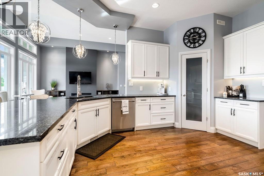 85 Hanley Way, Edenwold Rm No.158, SK - Indoor Photo Showing Kitchen With Upgraded Kitchen