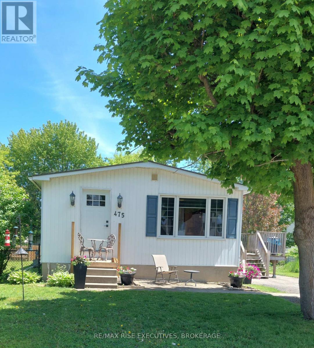 475 Henrietta Street, Gananoque, ON - Outdoor