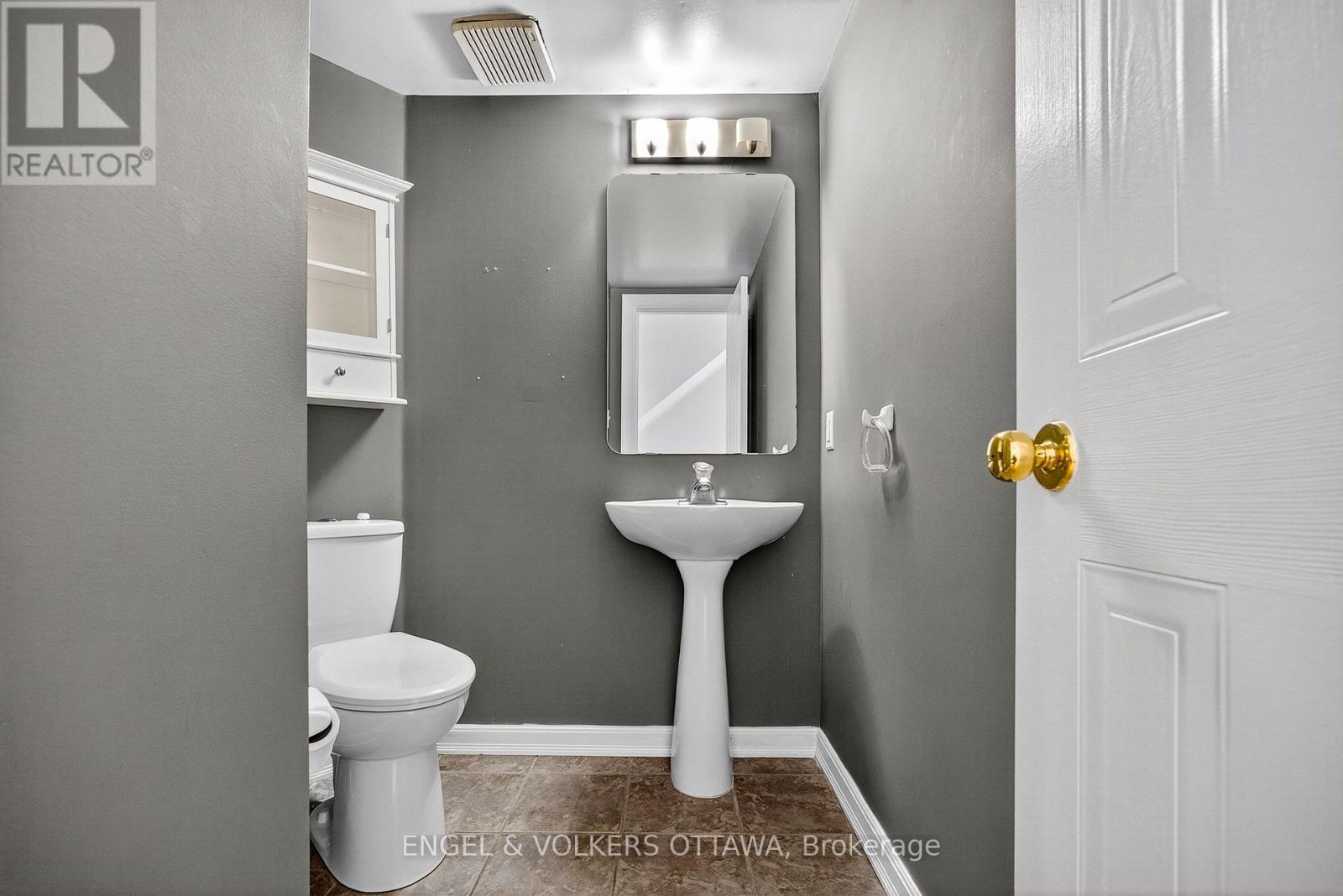 294 - 294 Gloucester Street, Ottawa, ON - Indoor Photo Showing Bathroom