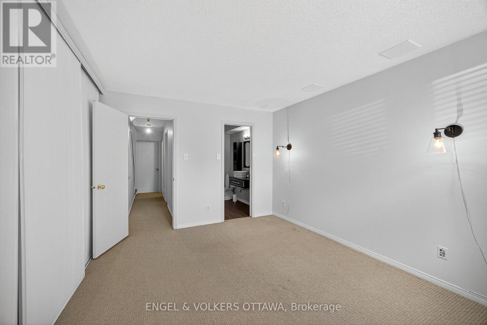 294 - 294 Gloucester Street, Ottawa, ON - Indoor Photo Showing Other Room