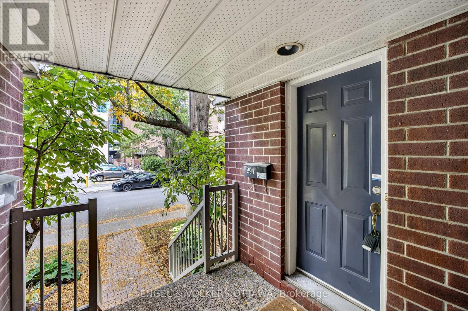 294 - 294 Gloucester Street, Ottawa, ON - Outdoor With Exterior