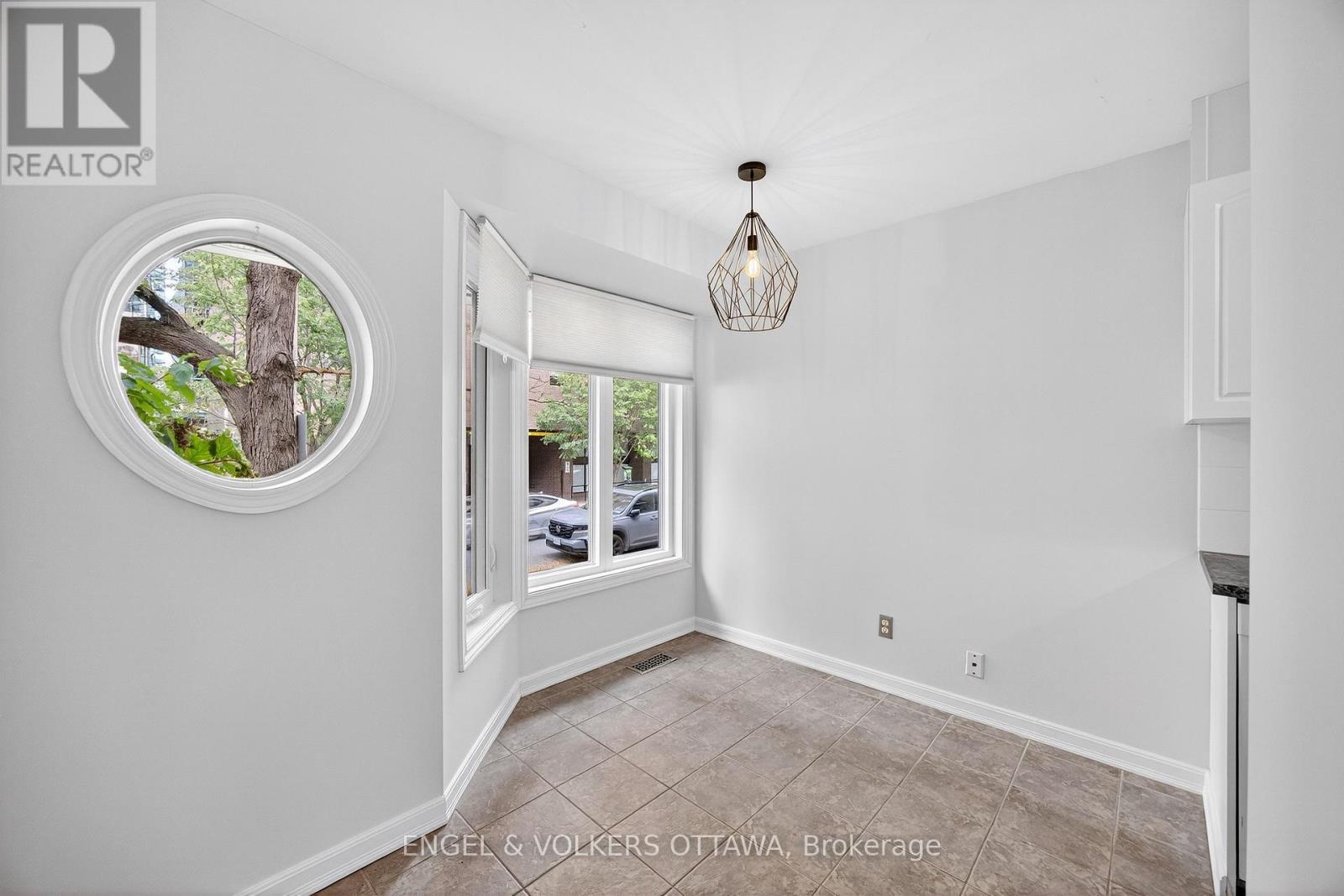 294 - 294 Gloucester Street, Ottawa, ON - Indoor Photo Showing Other Room