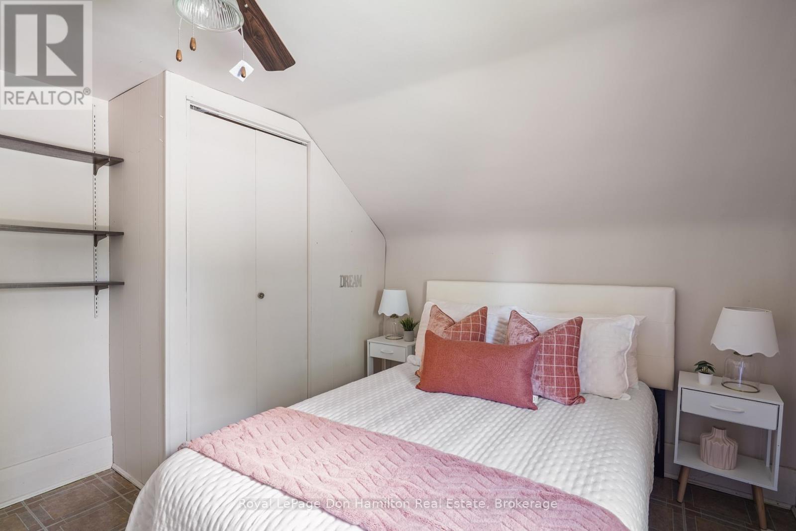 21 Elgin Street, Southwest Middlesex (Appin), ON - Indoor Photo Showing Bedroom