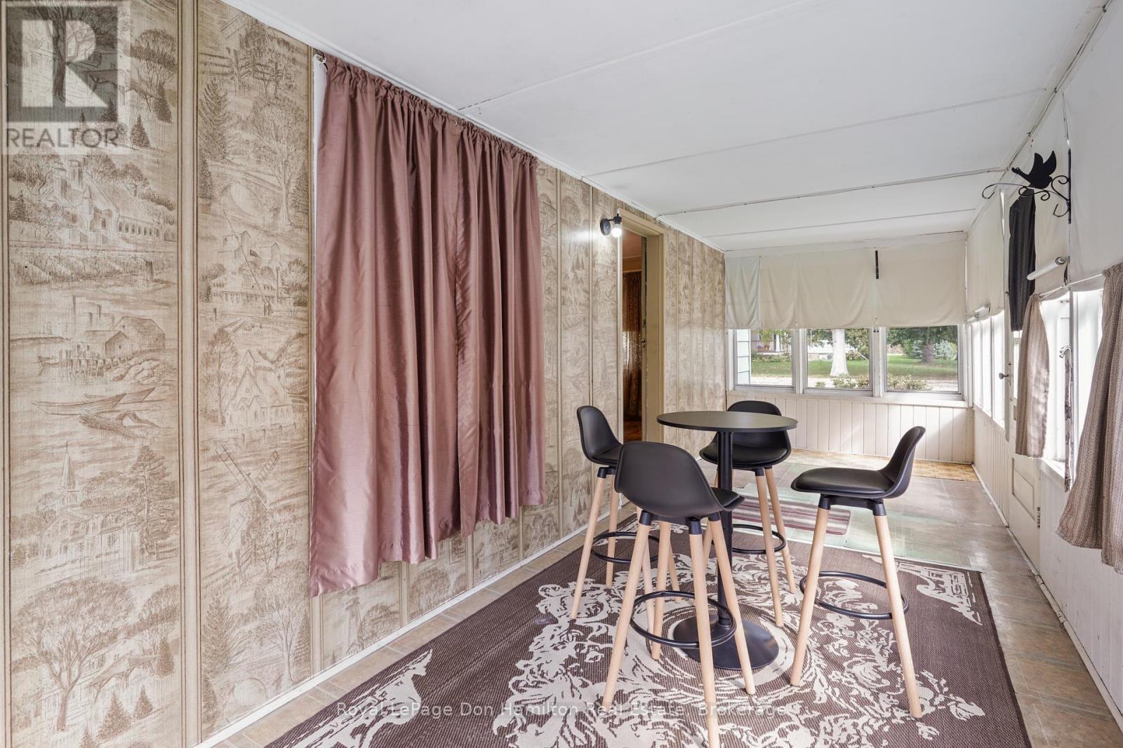 21 Elgin Street, Southwest Middlesex (Appin), ON - Indoor Photo Showing Other Room