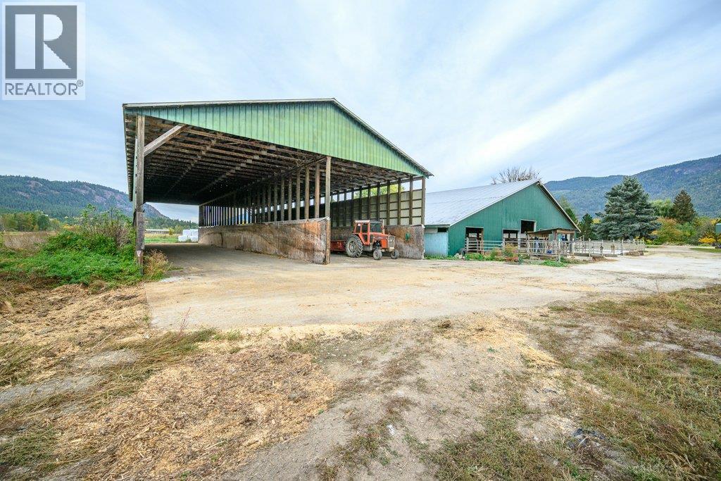 128 Grindrod Westside Road, Grindrod, BC