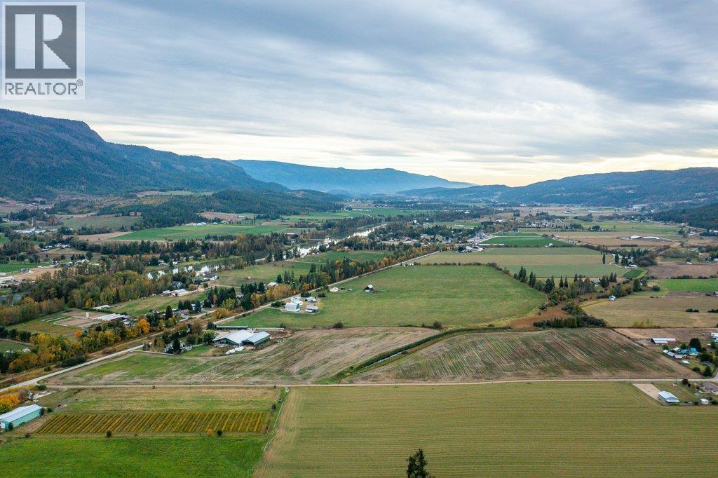 128 Grindrod Westside Road, Grindrod, BC