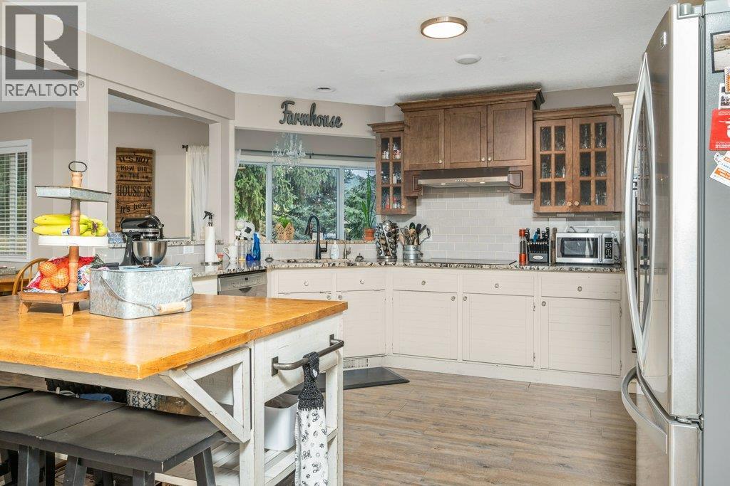 128 Grindrod Westside Road, Grindrod, BC