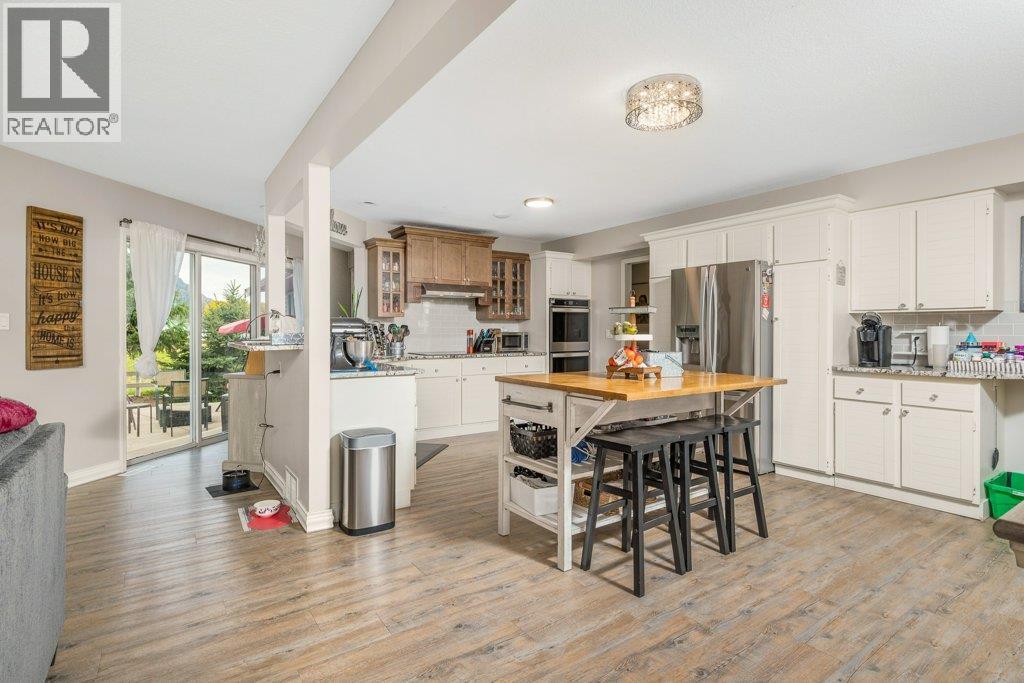 128 Grindrod Westside Road, Grindrod, BC