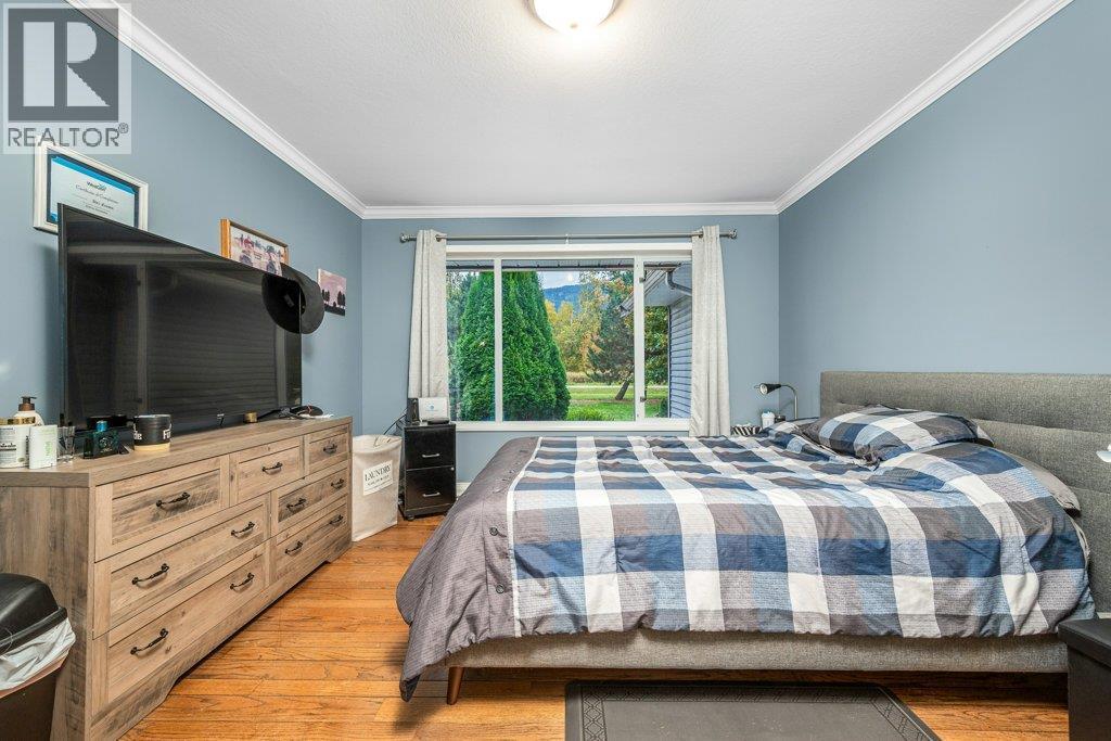 128 Grindrod Westside Road, Grindrod, BC