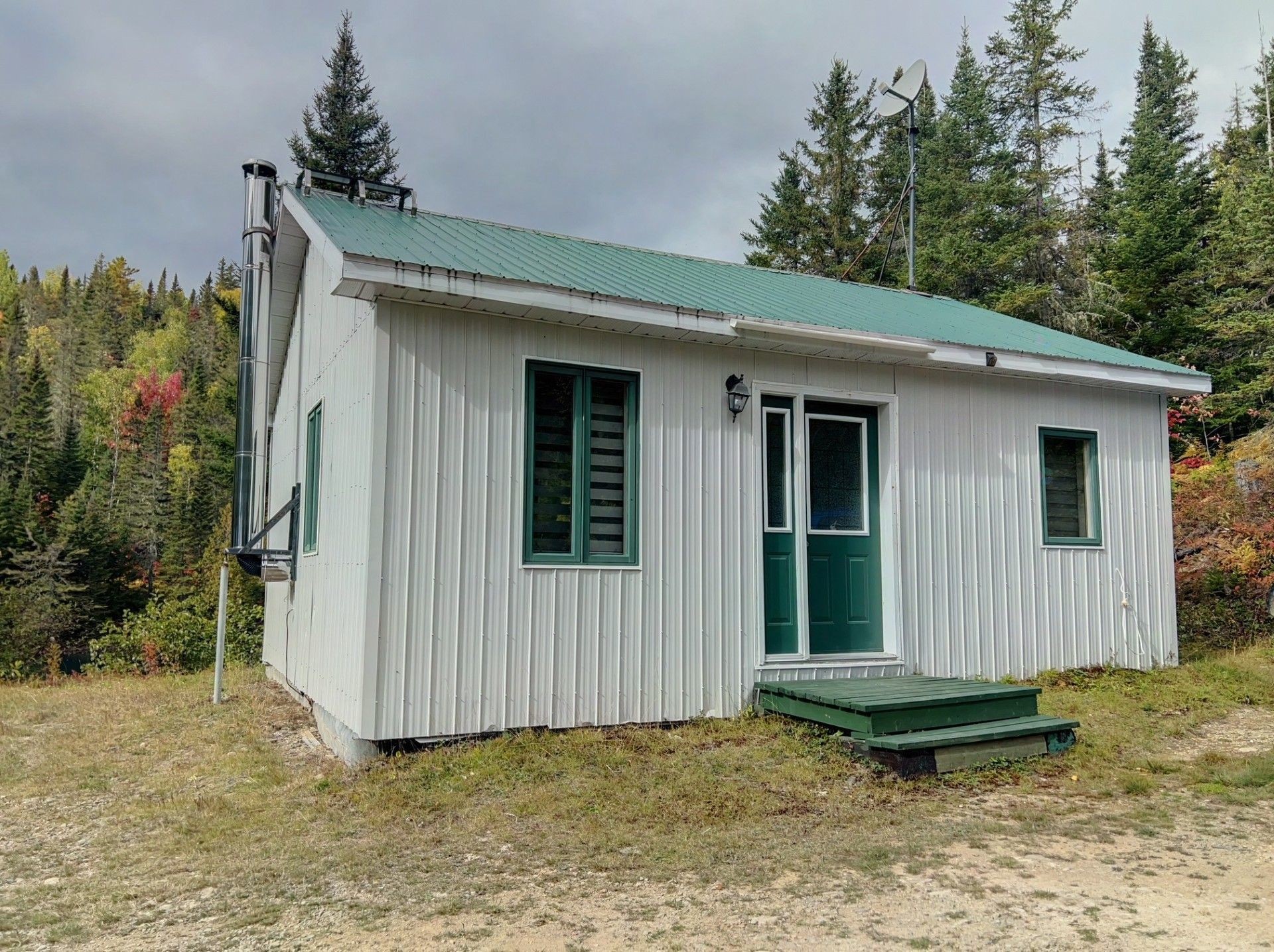 Front of Structure - 2 Rivière Hall, Paspébiac, QC - Outdoor