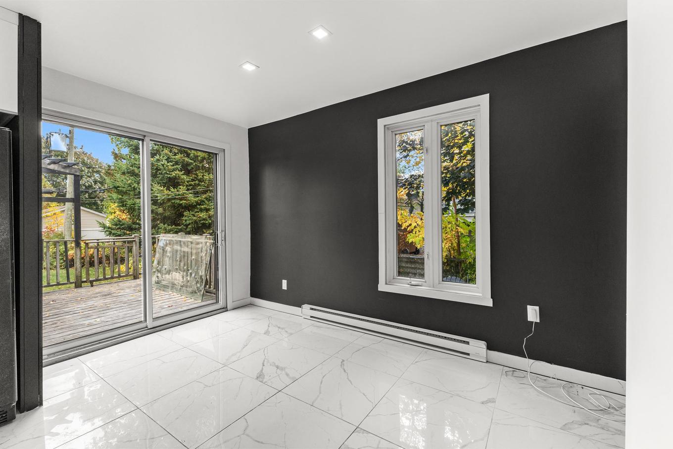 Dinette - 1961 Rue De Coblence, Laval (Vimont), QC - Indoor Photo Showing Other Room