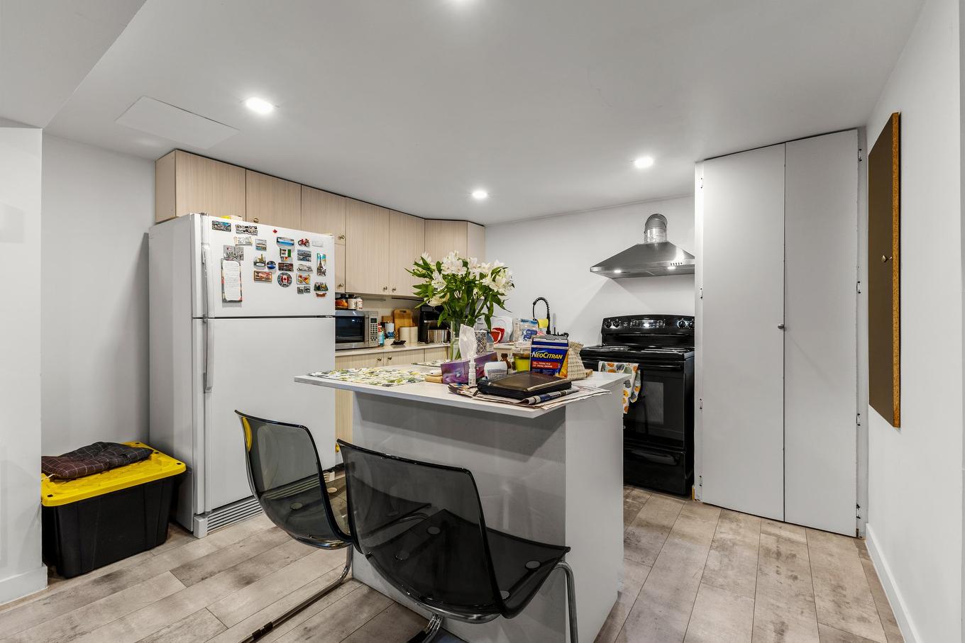 Intergenerational - 1961 Rue De Coblence, Laval (Vimont), QC - Indoor