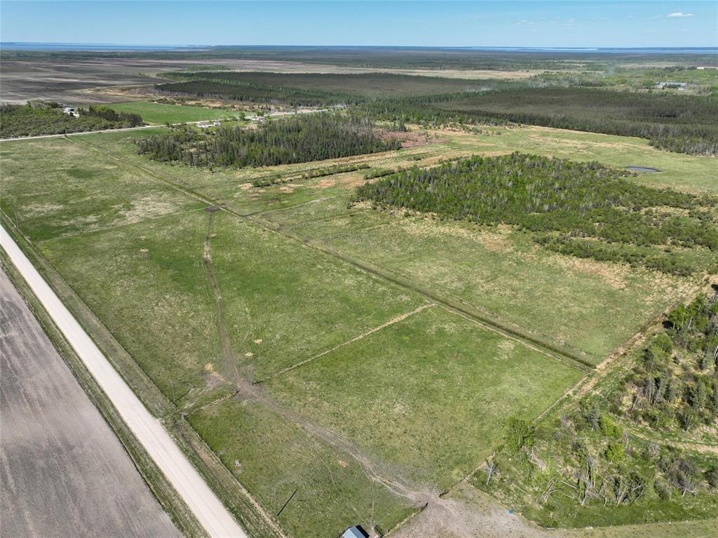 21050 144 Road Ne, Riverton, MB - Outdoor With View