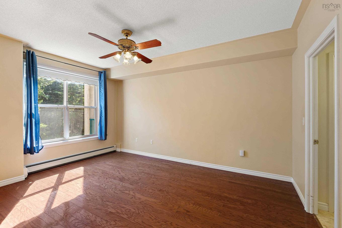 207 114 Regency Park Drive, Halifax, NS