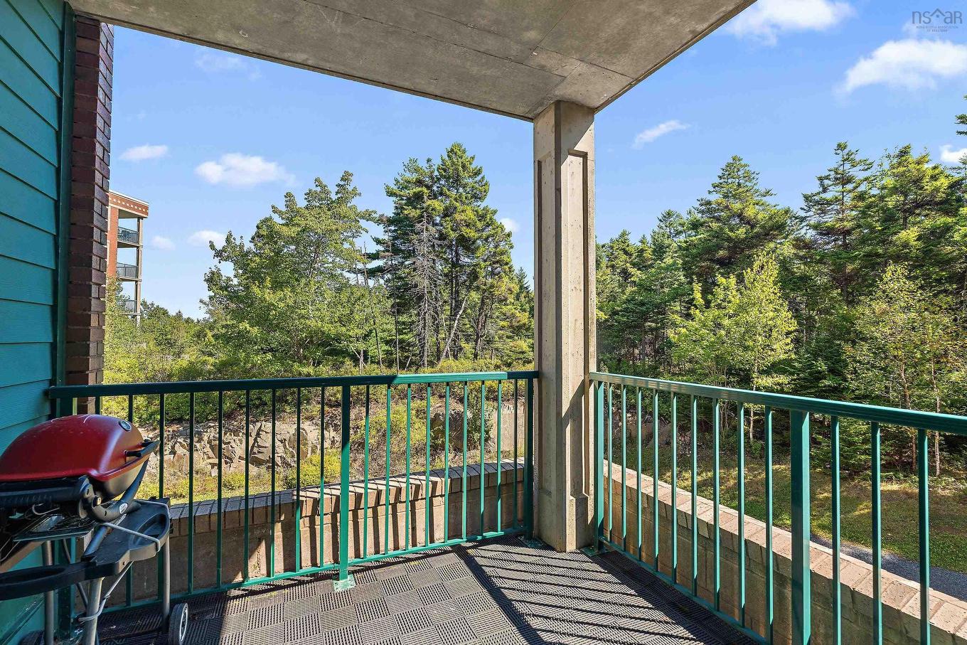 207 114 Regency Park Drive, Halifax, NS