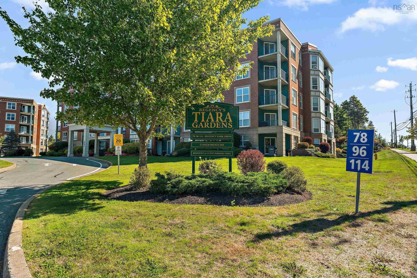 207 114 Regency Park Drive, Halifax, NS