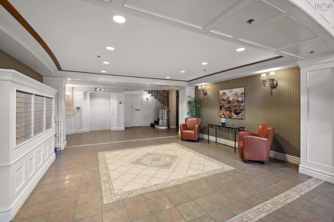 207 114 Regency Park Drive, Halifax, NS