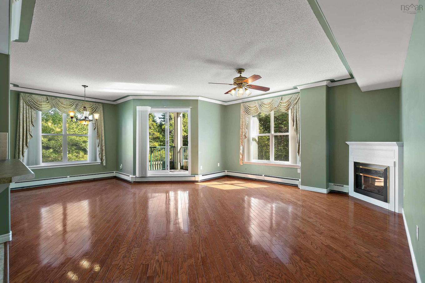 207 114 Regency Park Drive, Halifax, NS