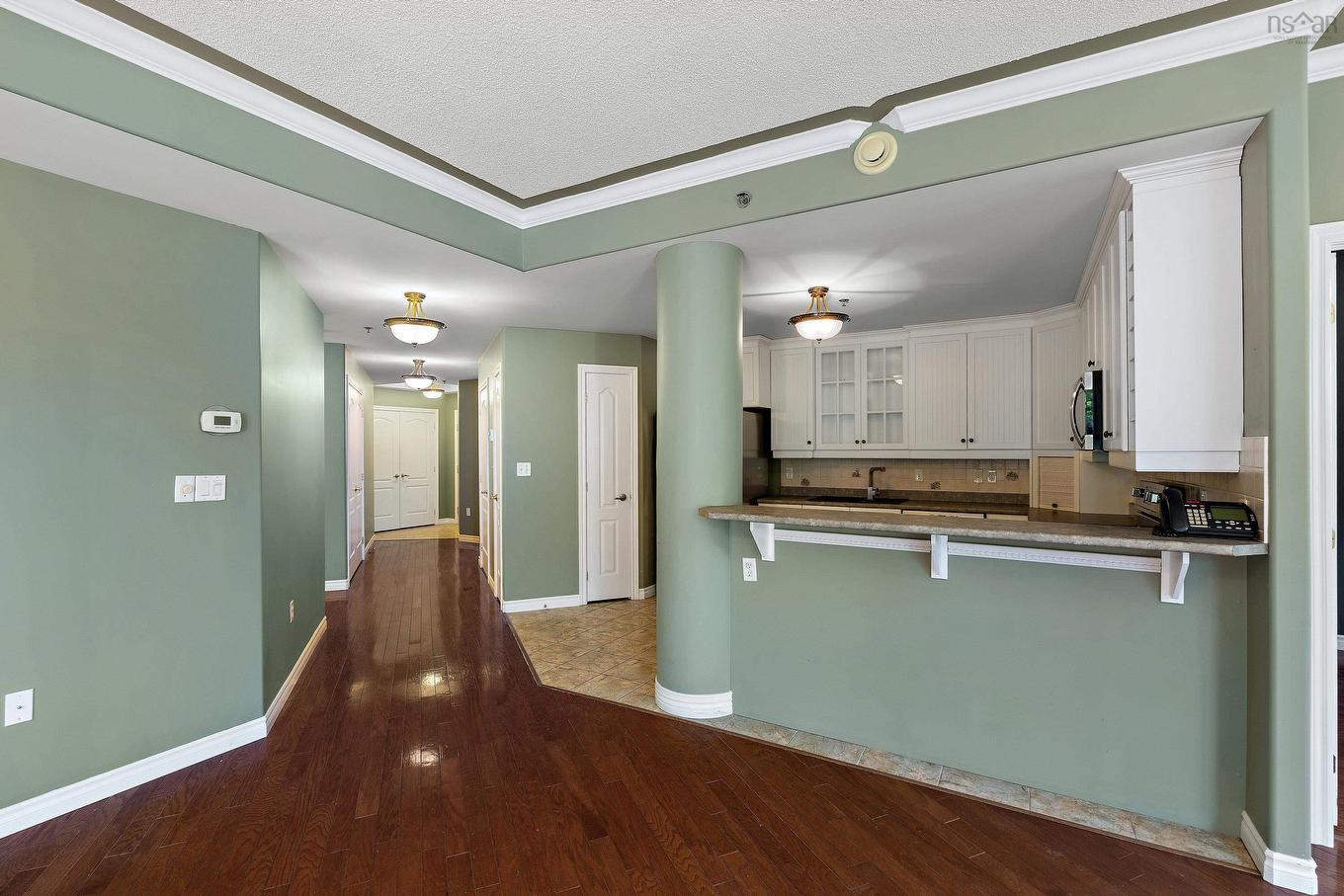 207 114 Regency Park Drive, Halifax, NS