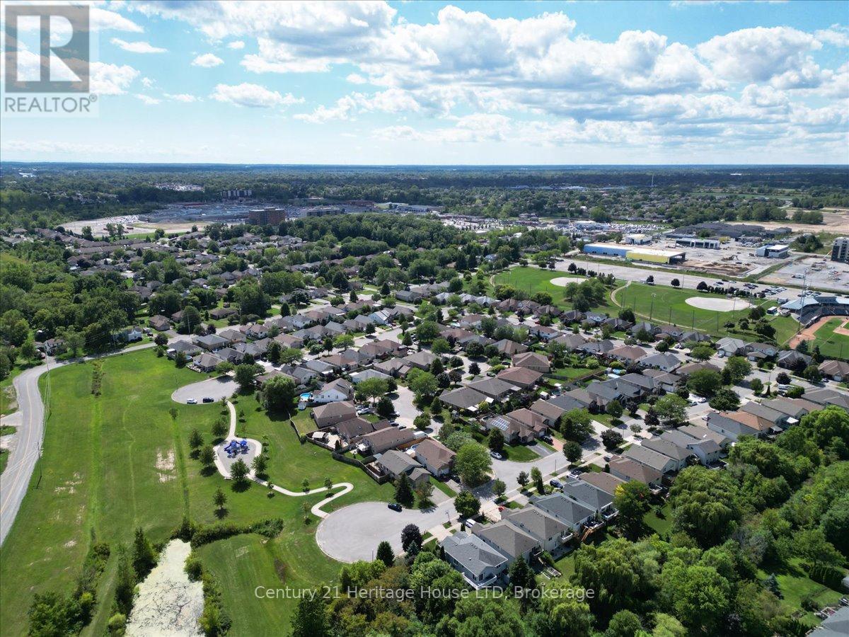 125 Gretel Place, Welland (N. Welland), ON - Outdoor With View