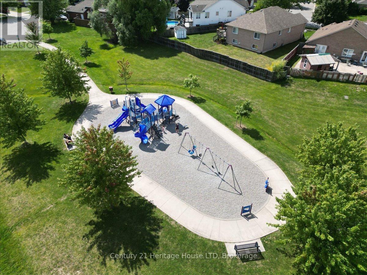 125 Gretel Place, Welland (N. Welland), ON - Outdoor