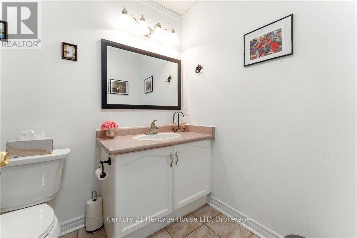 125 Gretel Place, Welland (N. Welland), ON - Indoor Photo Showing Bathroom