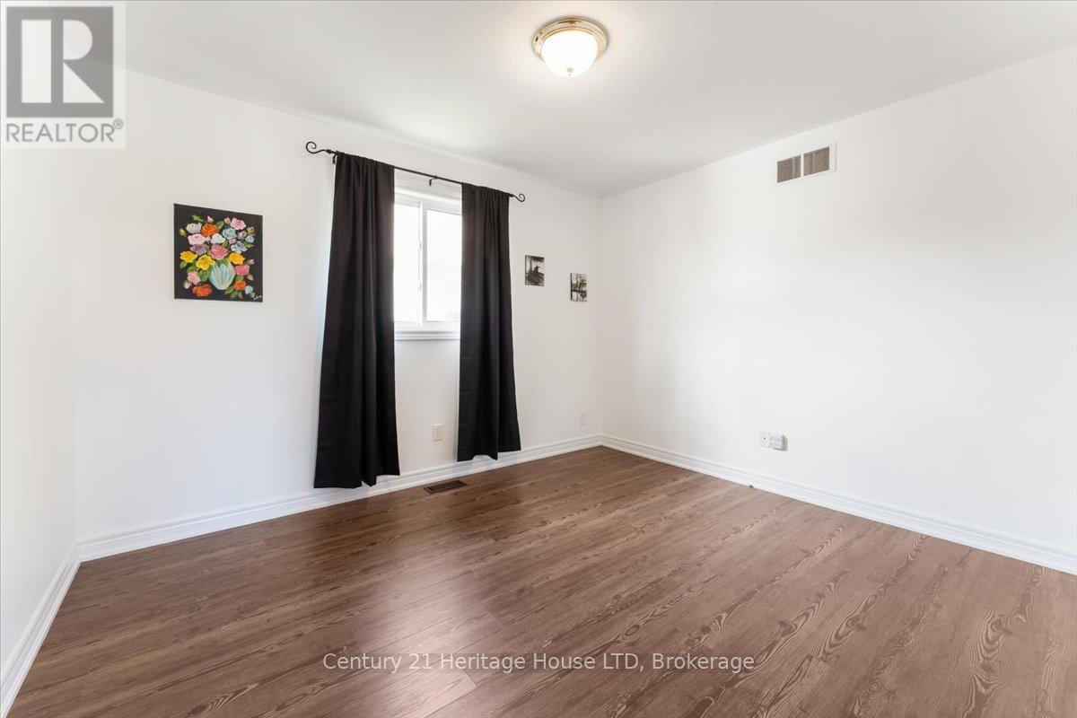 125 Gretel Place, Welland (N. Welland), ON - Indoor Photo Showing Other Room