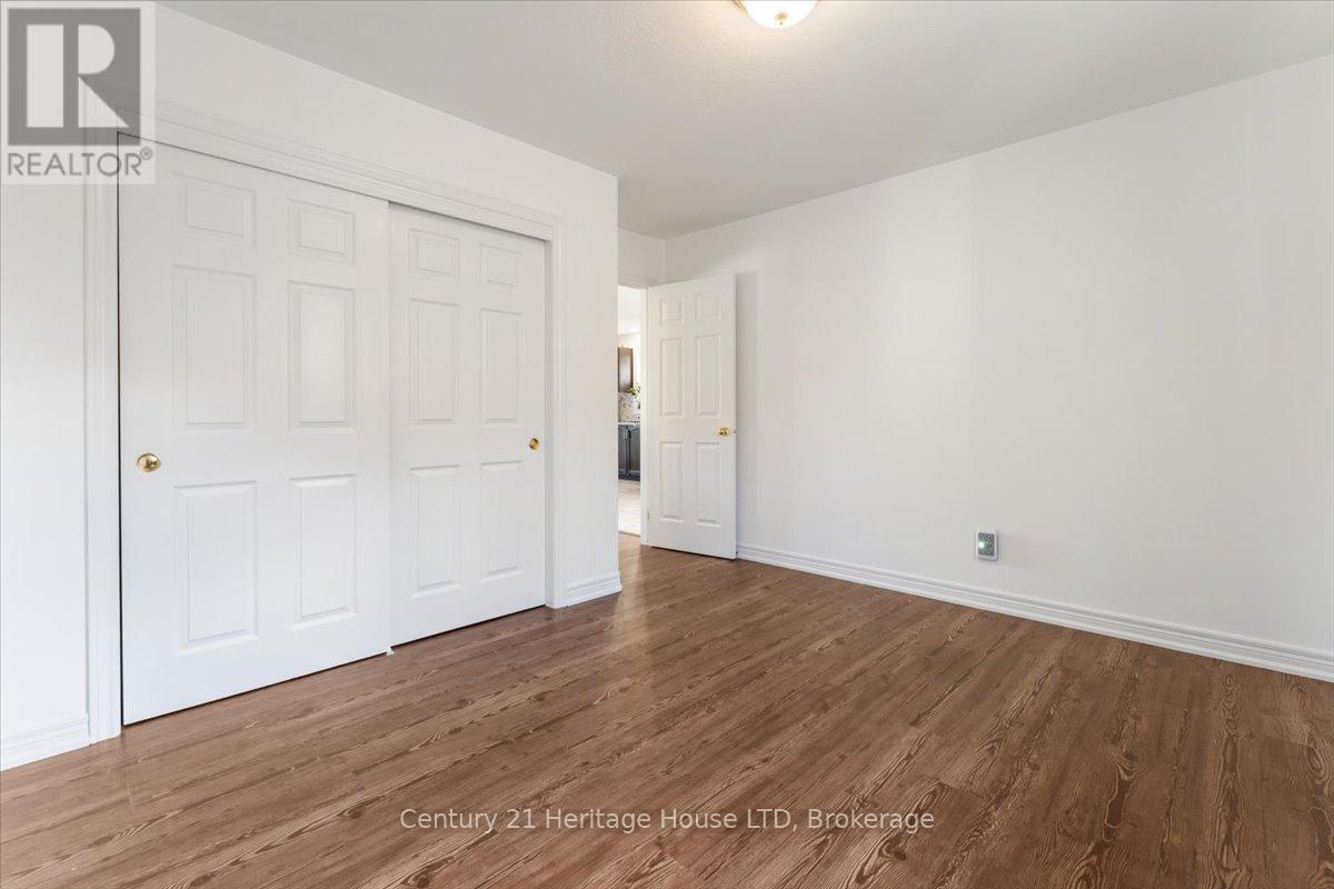 125 Gretel Place, Welland (N. Welland), ON - Indoor Photo Showing Other Room