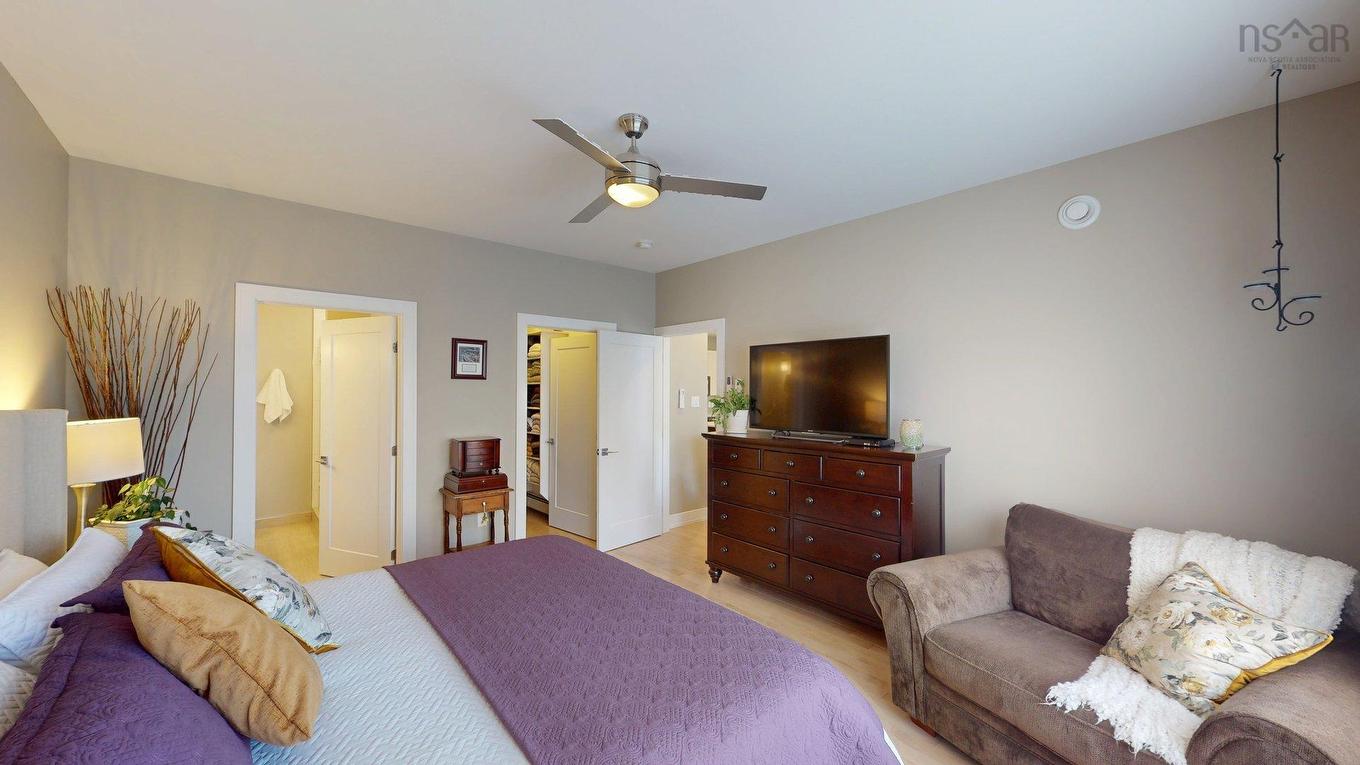 135 Bradford Place, Bedford, NS