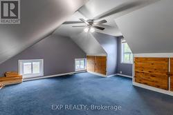 Loft Style Bedroom - PLenty of Windiws -