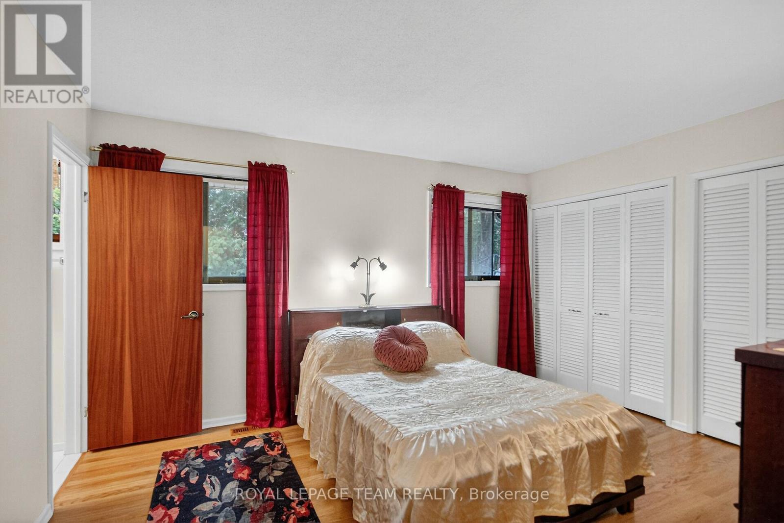 Primary Bedroom - 46 Quinpool Crescent, Ottawa, ON - Indoor Photo Showing Bedroom