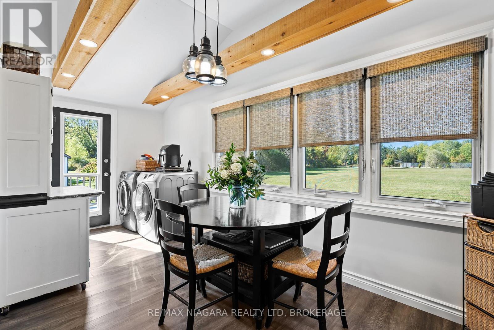 2837 Firelane 4, Port Colborne (Sherkston), ON - Indoor Photo Showing Dining Room