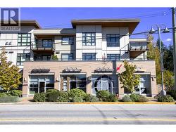 C105 5682 WHARF AVENUE Sechelt, BC V7Z 0J3