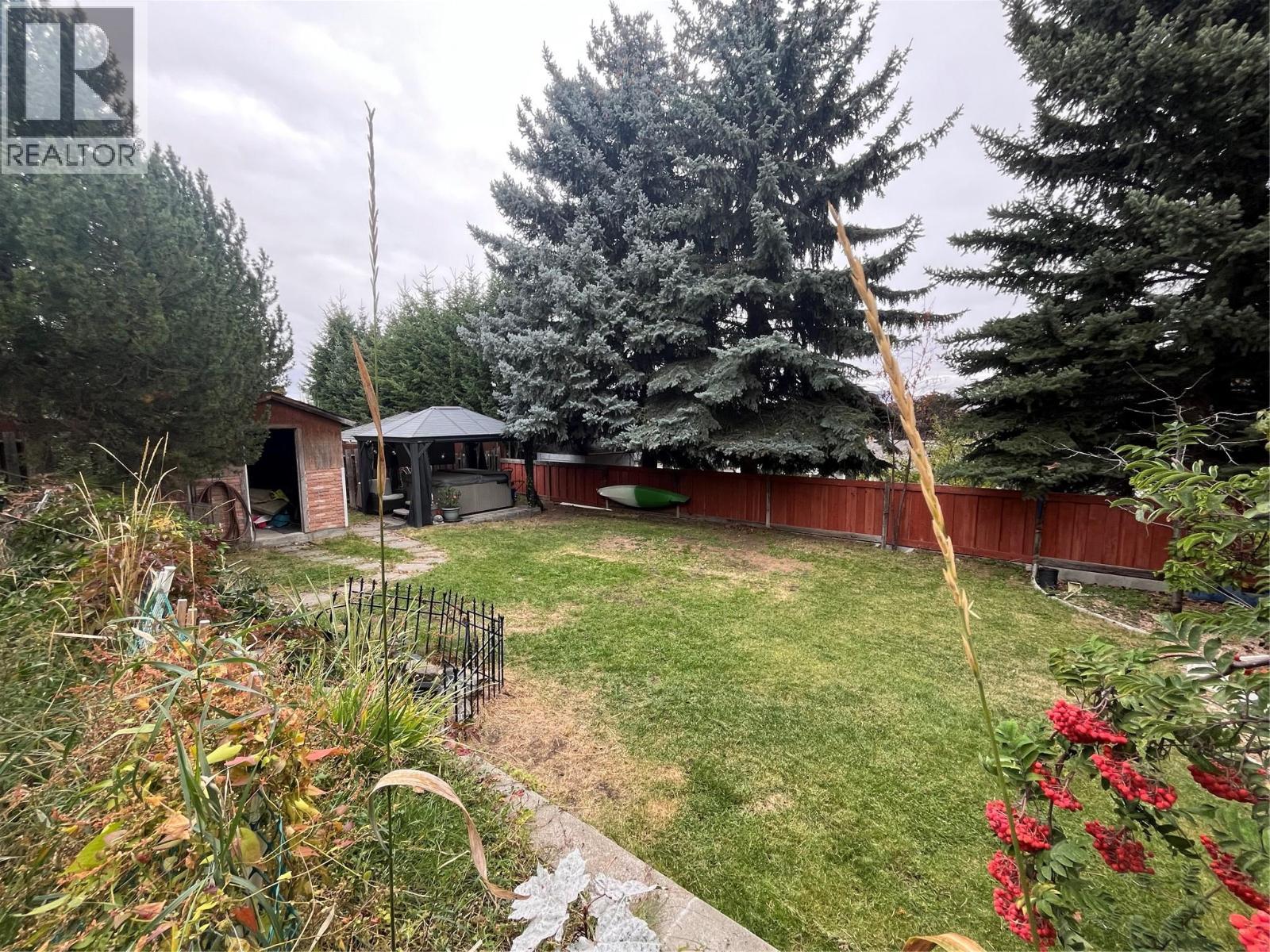 166 Robson Drive, Kamloops, BC - Outdoor
