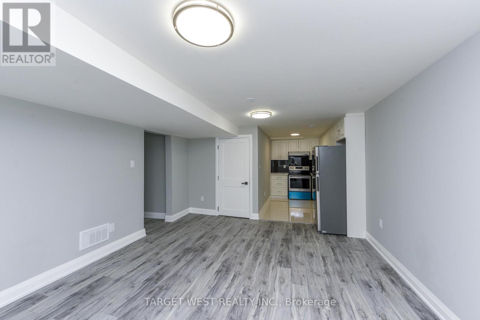 1263 Crestdale Road, Mississauga, ON - Indoor Photo Showing Other Room