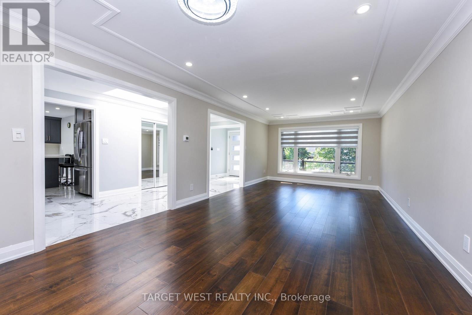 1263 Crestdale Road, Mississauga, ON - Indoor Photo Showing Other Room