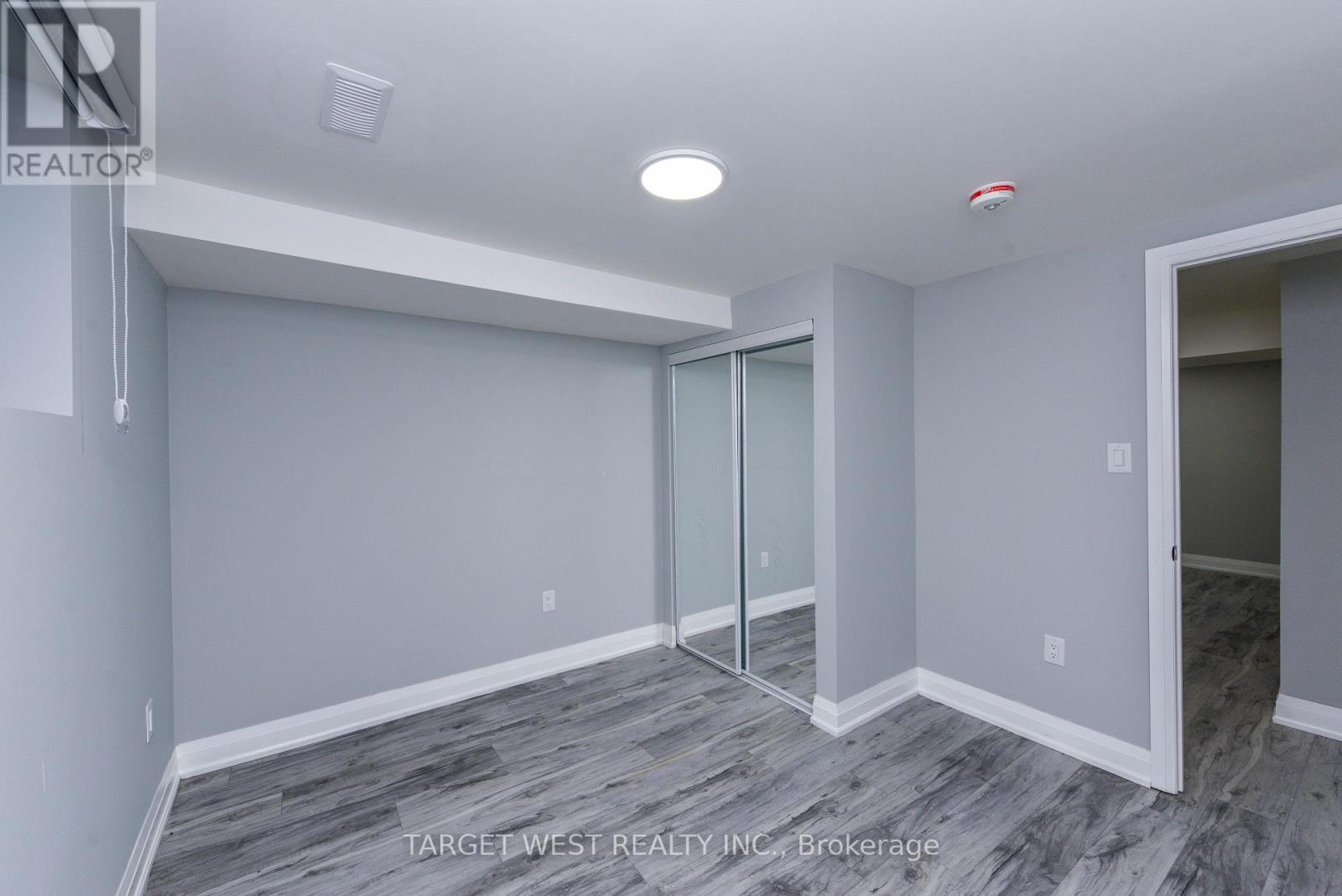 1263 Crestdale Road, Mississauga, ON - Indoor Photo Showing Other Room