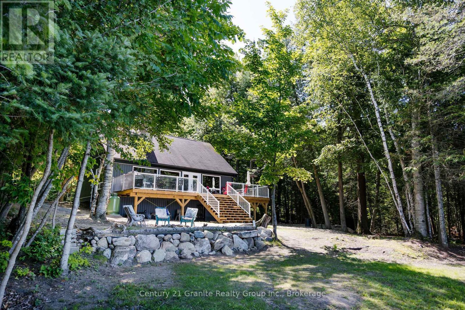 2347 Kashagawigamog Lake Road, Minden Hills (Minden), ON - Outdoor With Deck Patio Veranda