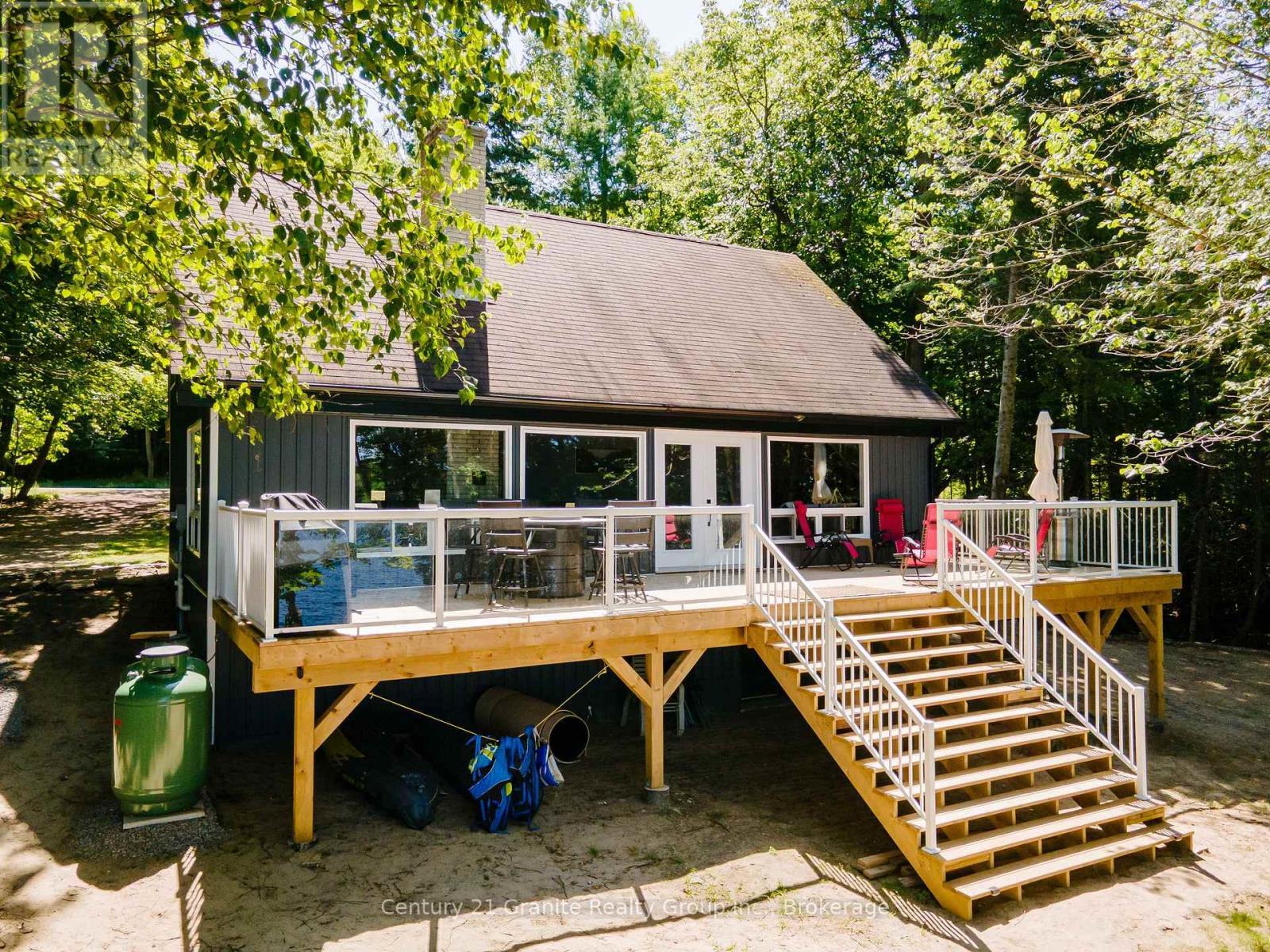 2347 Kashagawigamog Lake Road, Minden Hills (Minden), ON - Outdoor With Deck Patio Veranda