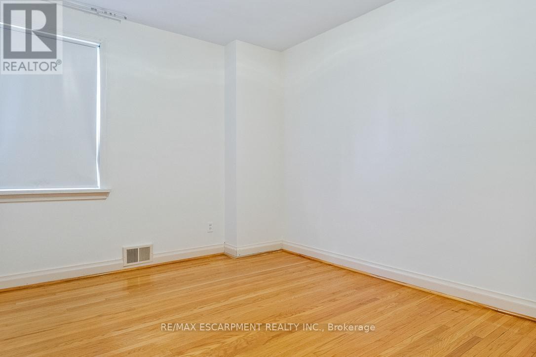 2510 Donnavale Drive, Mississauga, ON - Indoor Photo Showing Other Room