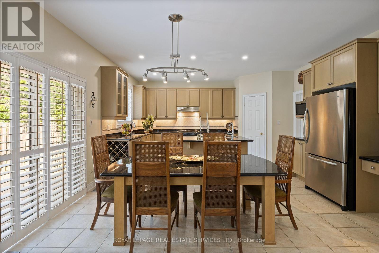 96 Bradgate Drive, Markham, ON - Indoor Photo Showing Dining Room
