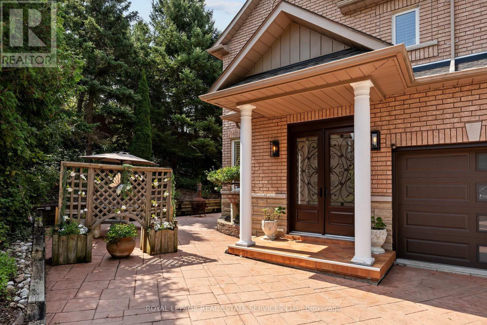 96 Bradgate Drive, Markham, ON - Outdoor With Exterior