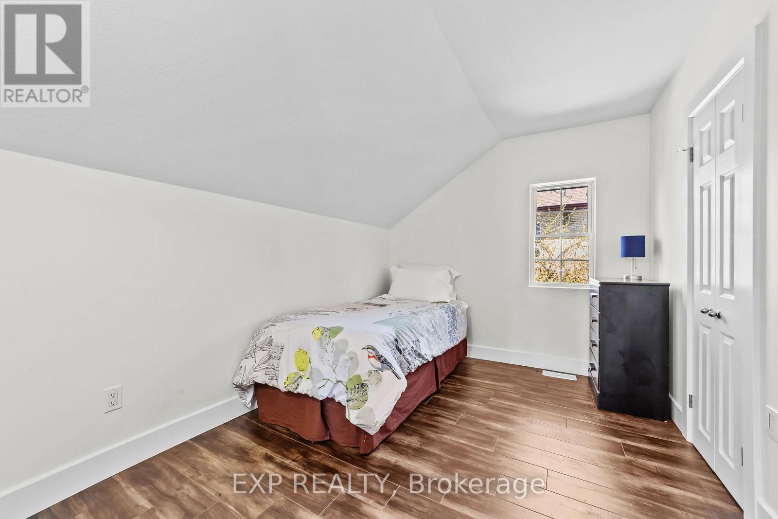 137 Fried Street, Bluewater (Dashwood), ON - Indoor Photo Showing Bedroom