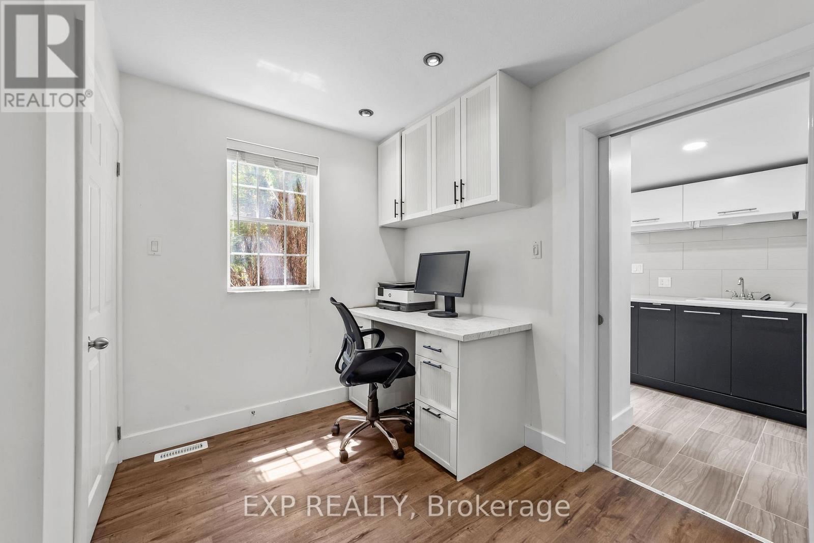 137 Fried Street, Bluewater (Dashwood), ON - Indoor Photo Showing Office