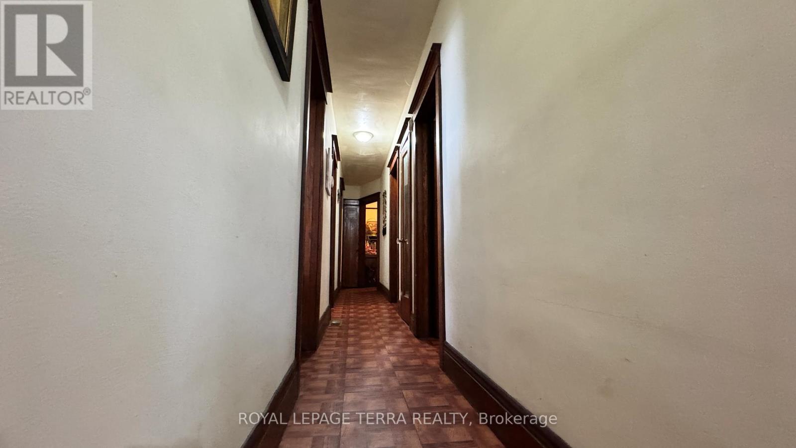 772 Barton Street E, Hamilton, ON